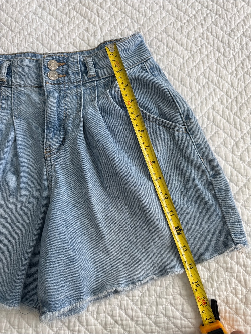 Wild fable Light Blue Pleated Denim Shorts Size 0  Vacation Summer Coastal Jean - Picture 5 of 12